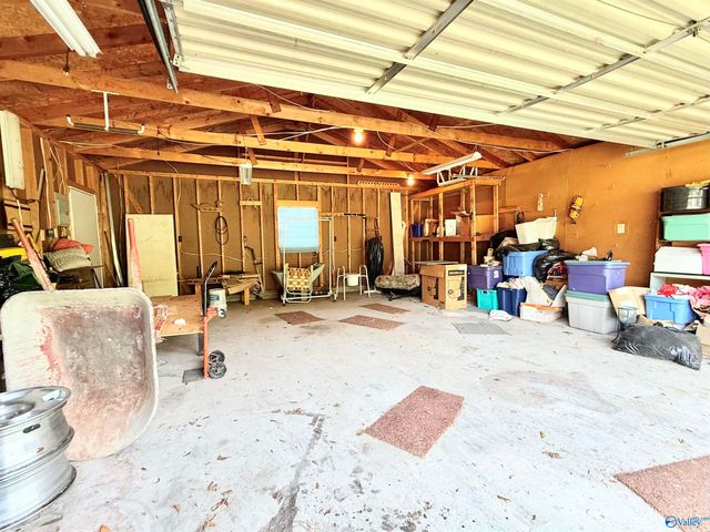 1723 Dianne Street SW, Decatur, AL 35601
