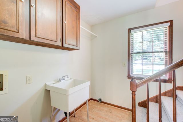 4576 Ashington Drive, Snellville, GA 30039