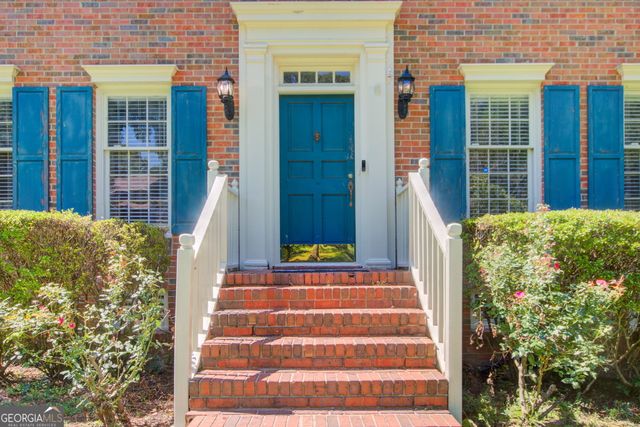 4576 Ashington Drive, Snellville, GA 30039
