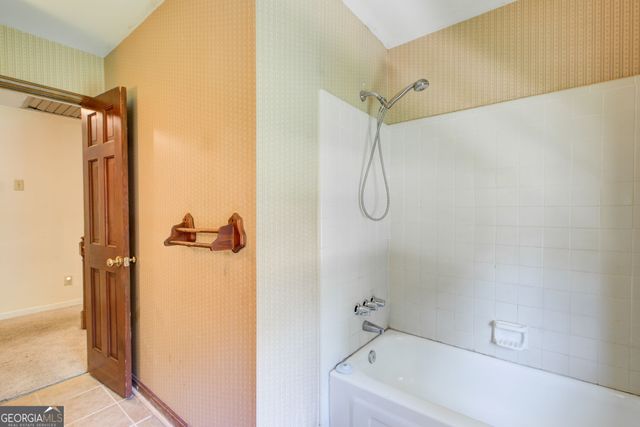 4576 Ashington Drive, Snellville, GA 30039