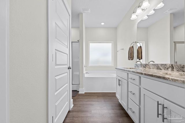 12518 Windsor Dr, Pensacola, FL 32506