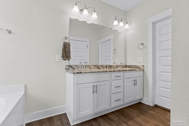 12518 Windsor Dr, Pensacola, FL 32506