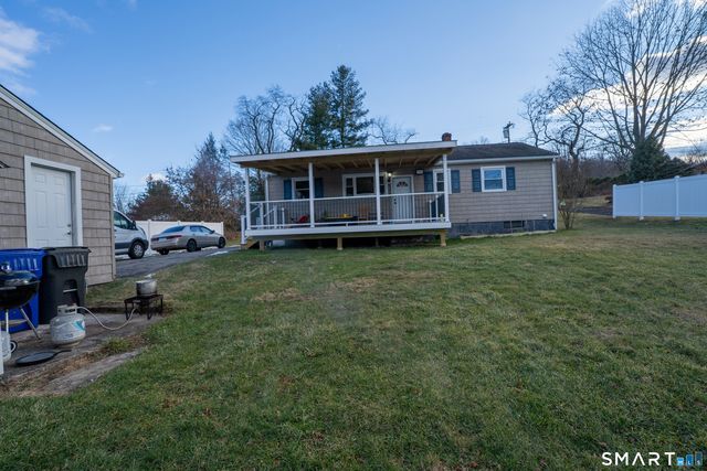 24 Park Lane West, New Milford, CT 06776