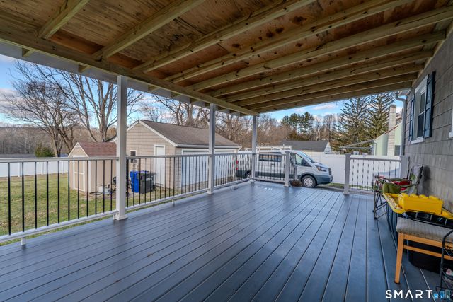 24 Park Lane West, New Milford, CT 06776