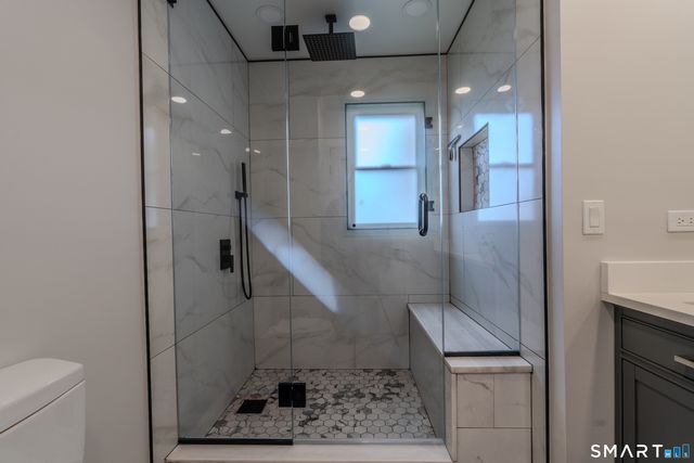 24 Park Lane West, New Milford, CT 06776