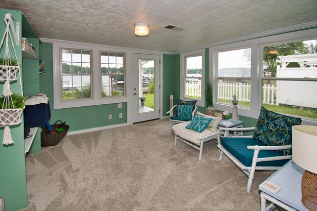 70041 Beach Drive, Ontwa Twp, MI 49112