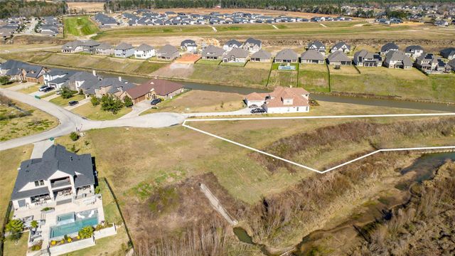 10 Waterstone Court, Montgomery, TX 77356