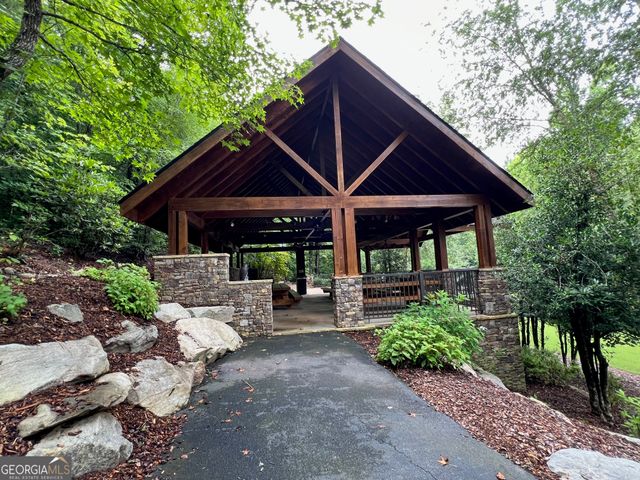 208 Harris Ridge Drive, Ellijay, GA 30540