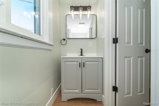 3266 Collingwood Street, Detroit, MI 48206