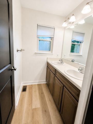 9460 Santa Clara Circle, Plain City, OH 43064