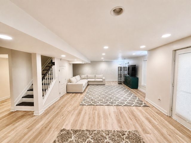 9460 Santa Clara Circle, Plain City, OH 43064