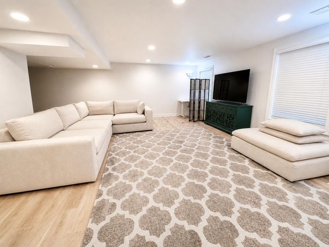 9460 Santa Clara Circle, Plain City, OH 43064