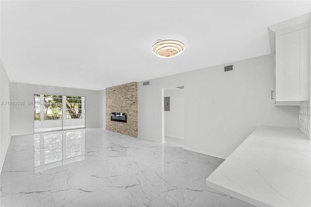 2303 Lucaya Ln H2, Coconut Creek, FL 33066