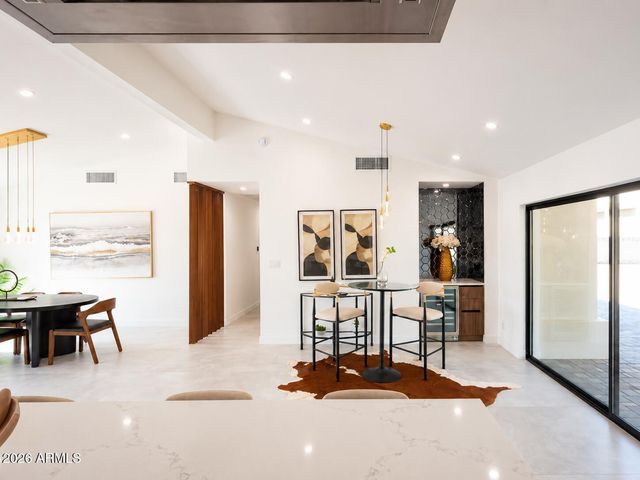 11601 N 64TH Place, Scottsdale, AZ 85254
