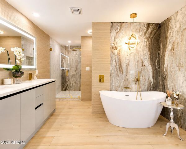 11601 N 64TH Place, Scottsdale, AZ 85254