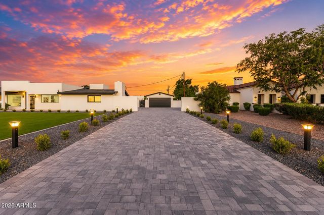 11601 N 64TH Place, Scottsdale, AZ 85254