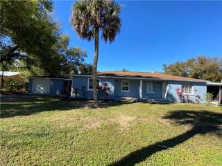 1539 Piney RD, North Fort Myers, FL 33903