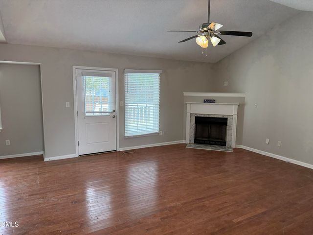 407 Dairy Road, Clayton, NC 27520