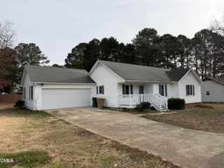407 Dairy Road, Clayton, NC 27520