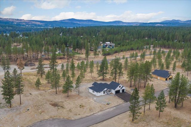 148 Legacy Way, Nine Mile Falls, WA 99026