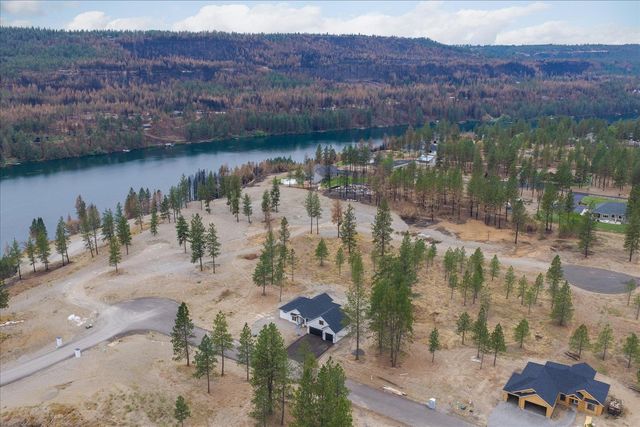 148 Legacy Way, Nine Mile Falls, WA 99026