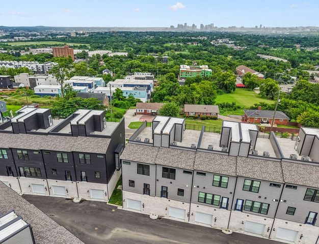 516 Cityscape Dr, Nashville, TN 37218