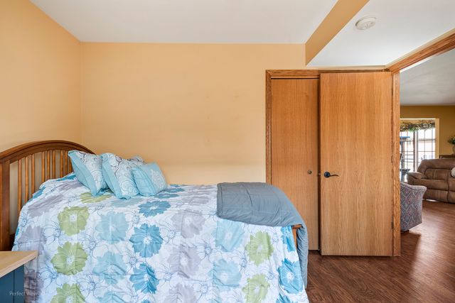 19813 Clare Drive, Tinley Park, IL 60487