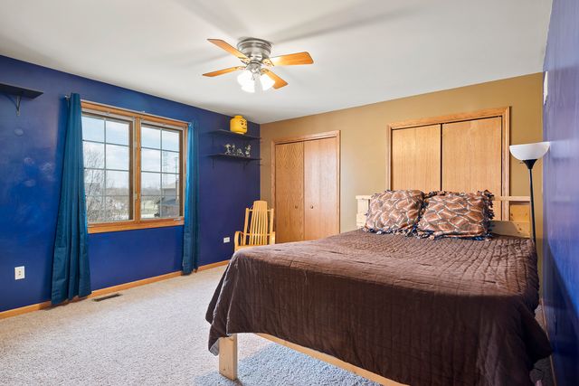 19813 Clare Drive, Tinley Park, IL 60487