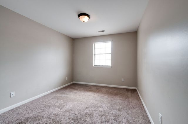 514 N Petway St Apt 305, Franklin, TN 37064