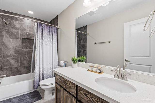 14460 Chalk Ridge Drive, Mcallen, TX 78504