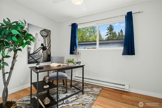 1572 NE 170th Street, Shoreline, WA 98155