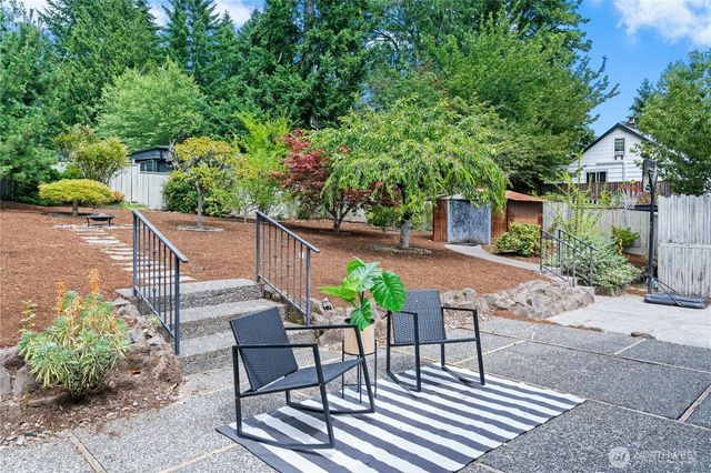 1572 NE 170th Street, Shoreline, WA 98155