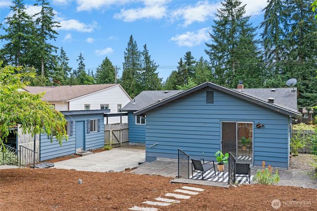 1572 NE 170th Street, Shoreline, WA 98155