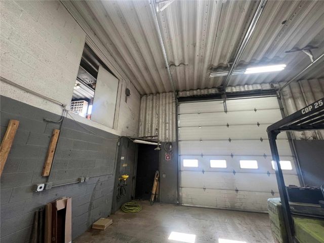 2900 6th Street SW Lease, Cedar Rapids, IA 52404