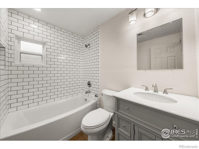 727 Baker Street, Longmont, CO 80501