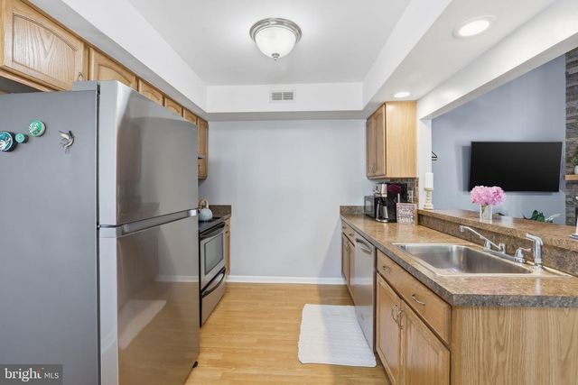 1310 ROBERTS WAY, Voorhees, NJ 08043