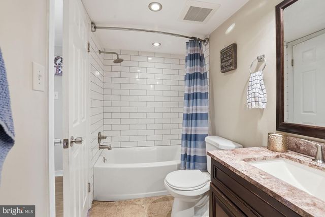 1310 ROBERTS WAY, Voorhees, NJ 08043