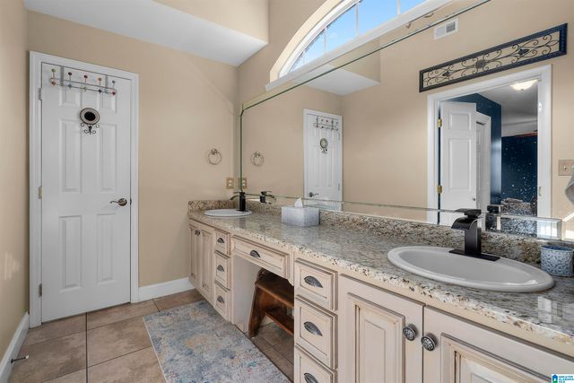 5039 TAMMY LANE, Hueytown, AL 35023