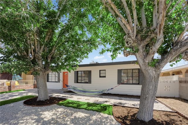 212 North Minnesota Street, Las Vegas, NV 89107