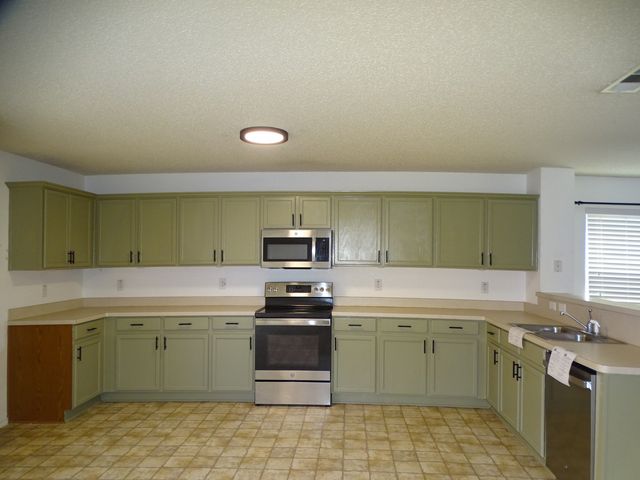 5428 Maverick Drive, Grand Prairie, TX 75052