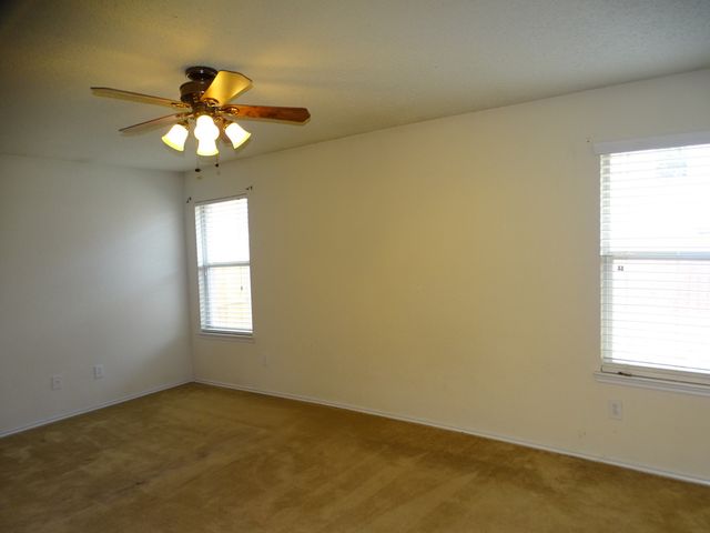 5428 Maverick Drive, Grand Prairie, TX 75052