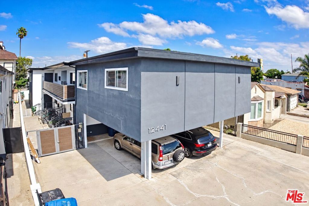 12441 Gilmore Avenue 4, Los Angeles, CA 90066 — exterior