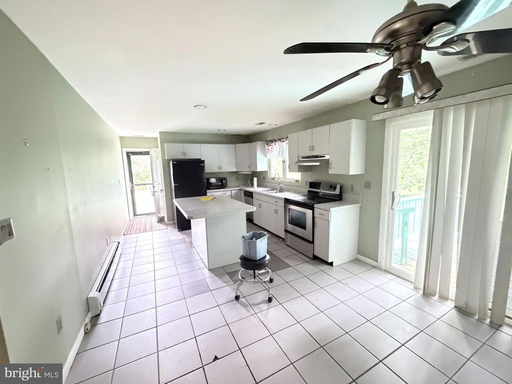 239 BAKERS BASIN RD, Trenton, NJ 08648 — photo 2