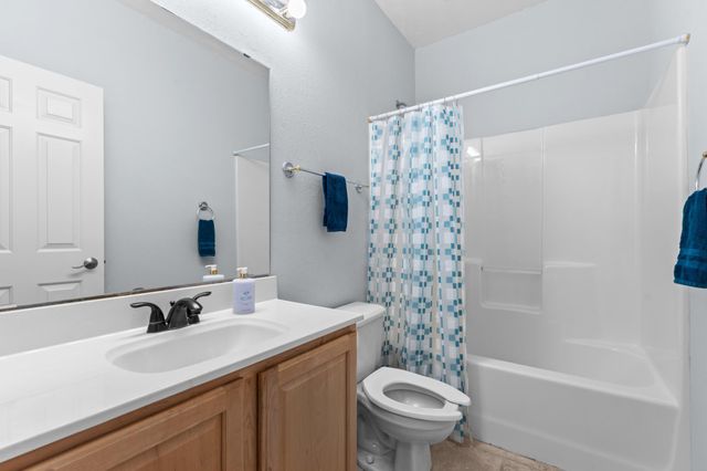 816 Southern Woods Place SW, Rochester, MN 55902