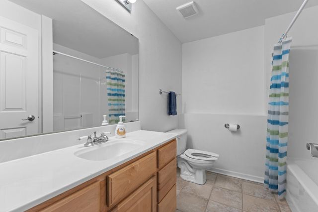 816 Southern Woods Place SW, Rochester, MN 55902