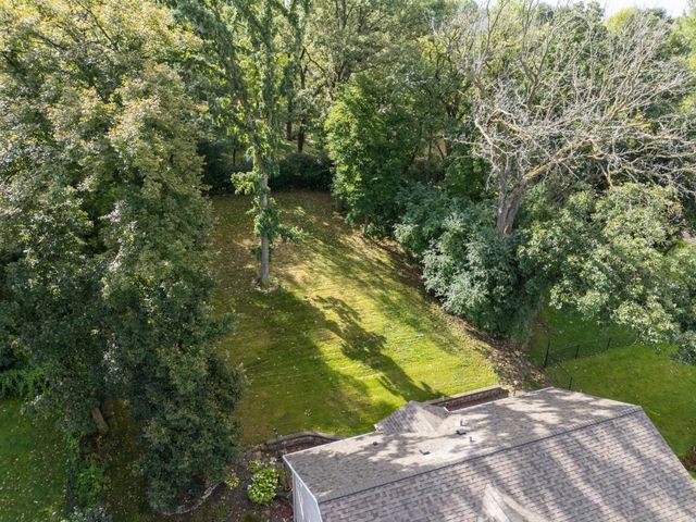 816 Southern Woods Place SW, Rochester, MN 55902