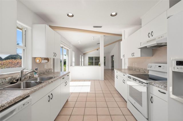 1029 HARBOR TOWN DRIVE, Venice, FL 34292