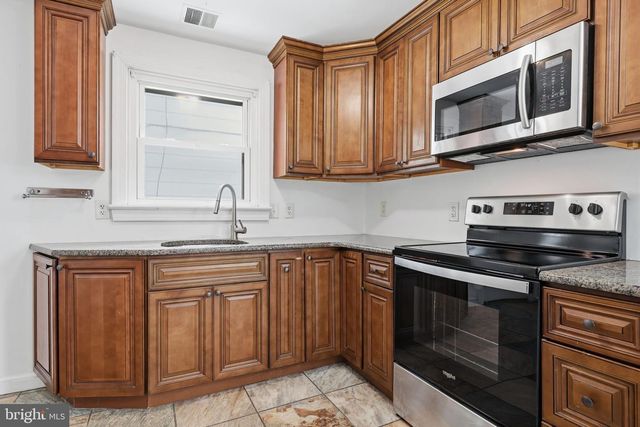 705 VETERANS HWY, Bristol, PA 19007