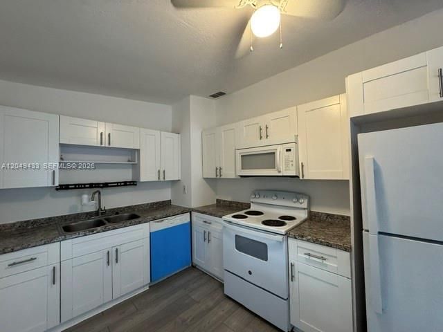 4221 SW 39th St, West Park, FL 33023