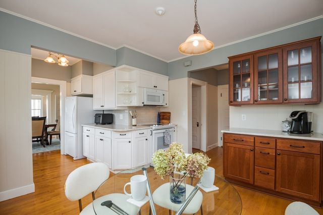 74 Humphrey 1, Swampscott, MA 01907